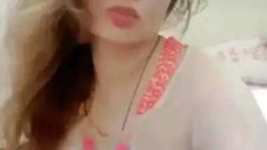 Hawt Paki boob show selfie MMS video