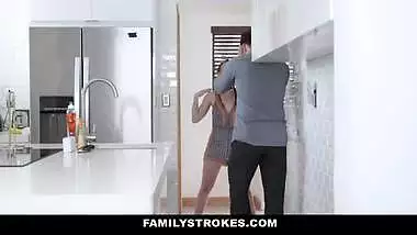 Family Strokes - Tiny Stepsister Deepthroats Her Step Brother