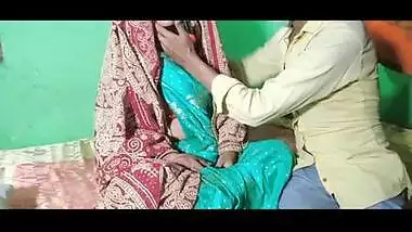 Desi couple fuck on honeymoon night in Indian fuck video