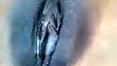 Modest Indian gal demonstrates XXX vagina showing it is ready for sex