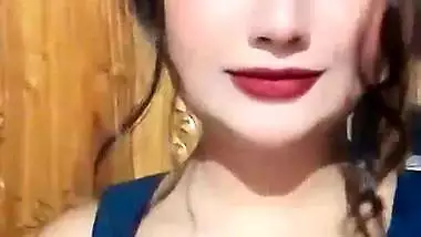 Chubby Bangladeshi big boobs showing at night on live call