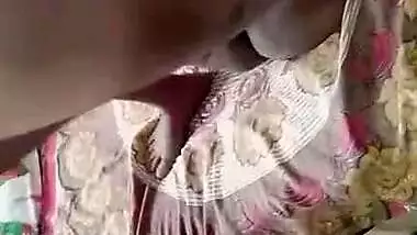 Hot Indian lovers porn MMS video