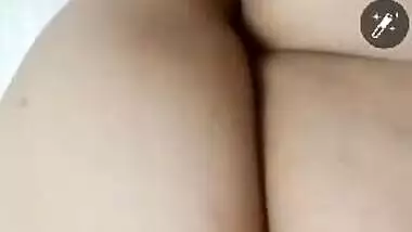 Sweet indian Bhabhi showing her white ass on VC