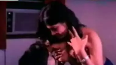 Bollywood mallu romance from a B-grade movie