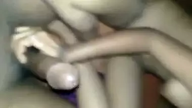 18 yr old girl’s late-night Indian teen porn video