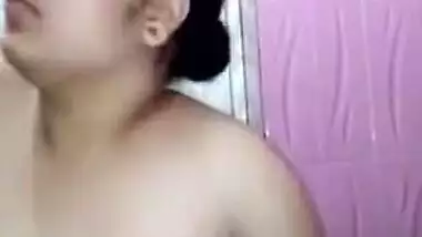 Indian Chubby Aunty Bathing Selfie