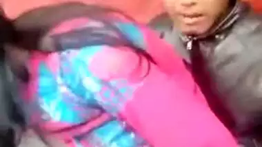 Indian lovers caught trying first sex outdoor in Desi mms video