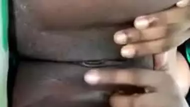 Today Exclusive- Cute Desi Girl Fingerring On Video Call