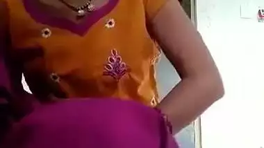Today Exclusive -desi Bhabhi Showing Her Pussy