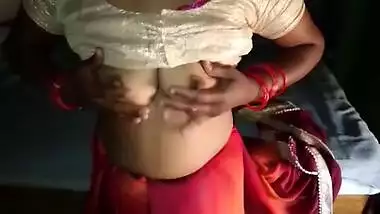 Village Uncle Wife Masturbate With Desi Wine Bottle