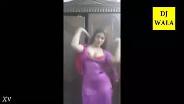 Indian Mallu Aunty Home Alone Dance Sex Big BooBs