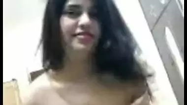 Paki Girl Showing Nude Body