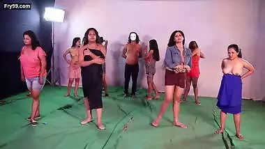 Nude World – 2021 – Hindi Hot Short Film – VChat