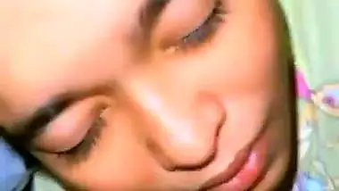 Brother drops his cumload on his 18 year old sister’s face