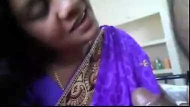 Chennai home sex video of desi wife in saree