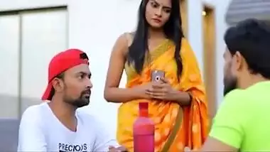 Indian Hot Bhabhi Ki Sister Ko Farm House M Sex Karna Sikaya