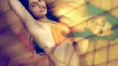 desi girl in yellow bikini showing her sexy hot figure