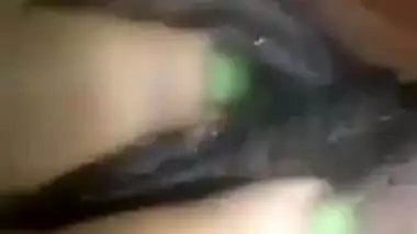 Teen with full lips and perverted guy in amateur close-up Indian video