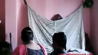 Next Door Bhabhi Voyeur Hidden Cam Sex Scandal MMS