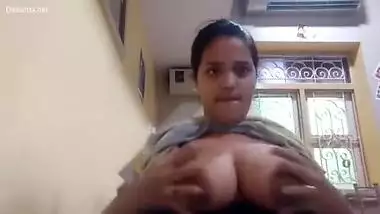 Kerala girl show her naked body to his lover