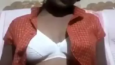 Indian Tamil girl showing boobs and pussy