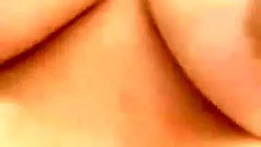 Guy enjoys buttery boobs of a girl while she rides