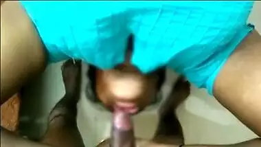 DESI mATURE wIFE FUKED HER MOUTH N HOT pUZZY