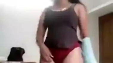 Indian hot girl show her cute boobs