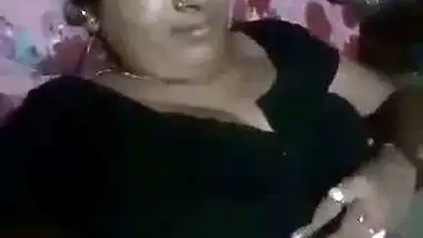 Bengali Indian XXX hottie shows her amazing boobs and pussy on selfie camera