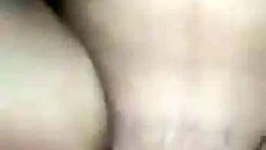 Hard chudai of a hot desi lady in the Indian sex video
