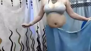 Indian Sapna Stripchat Horny Show