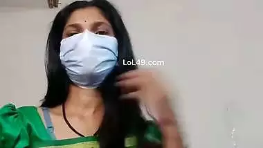 Desi bhabi removing saree and nude show for money