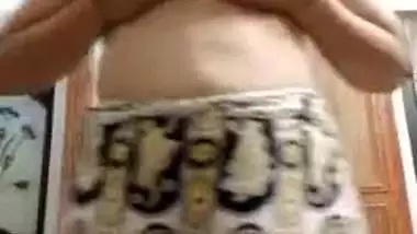 Aunty Nude In Malayali Selfie Show Video
