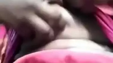 Bhabhi showing to lover