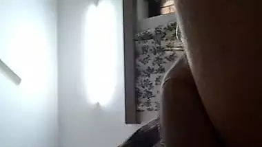 Sexy office girl fucking by boss viral Indian mms sex