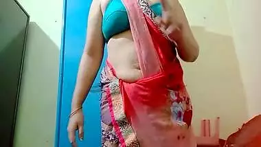 Telugu Aunty Sangeeta Wants To Have Bed Breaking Hot Sex With Dirty Telugu Audio