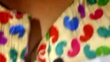 Desi aunty show her clean saved pussy