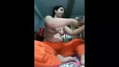 Desi bhabi removing her dress and showing her big boobs and pussy