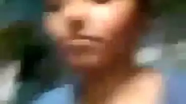Bangladeshi village girl masturbating with veggie