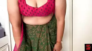 Sexiest Saree Draping In An Erotic Pose - No Sex - No Nudity - No Fucking