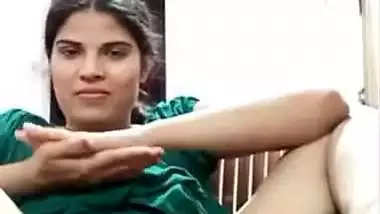 Best video call sex chat of hot figure showing pussy