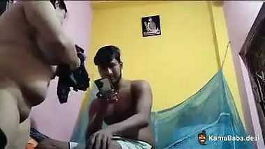 Horny guy fucks his chubby GF in a Bangla sex video