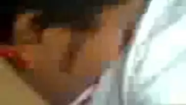 Desi Girl Boobs Sucking MMS Inside Car