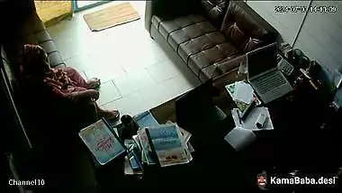 Muslim shop owner fucks his servant in Pakistani sex video