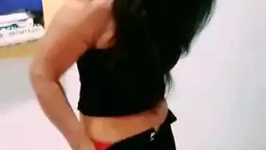 Jharkhand ki randi stripping clothes getting ready for sex