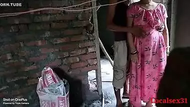 Indian Village Bhabhi Outdoor Standing Doggy Position Butt