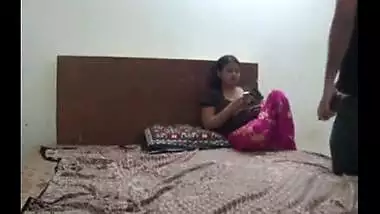 New Delhi unsatisfied wife fucked by husband’s friend hidden cam mms