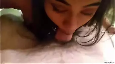 Today Exclusive- Sexy Nri Girl Blowjob Till Bf Cum