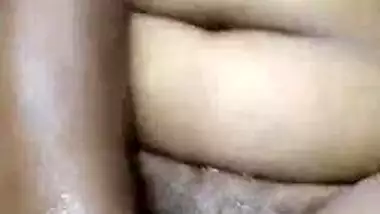 Horny Tamil wife naked pussy masturbation video