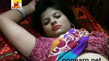 Sexy bhabhi in saree hot romance with devar & hubby